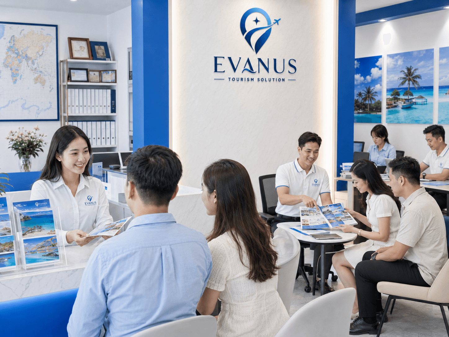 EVANUS tiếp khách tư vấn